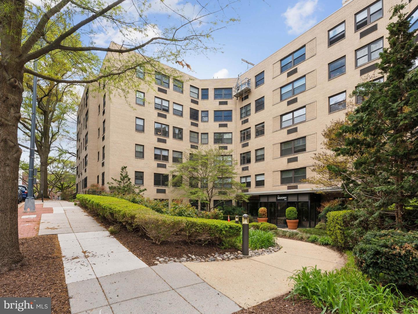 1801 Clydesdale Pl Nw #201 Property Photo 30