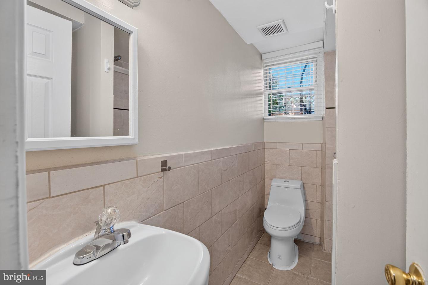 1902 Lincoln Rd Ne Property Photo 29