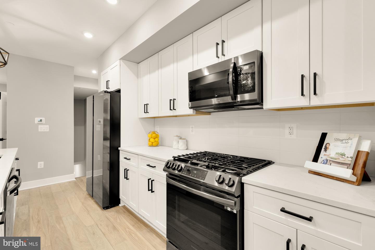 26 Todd Pl Ne #2 Property Photo 10