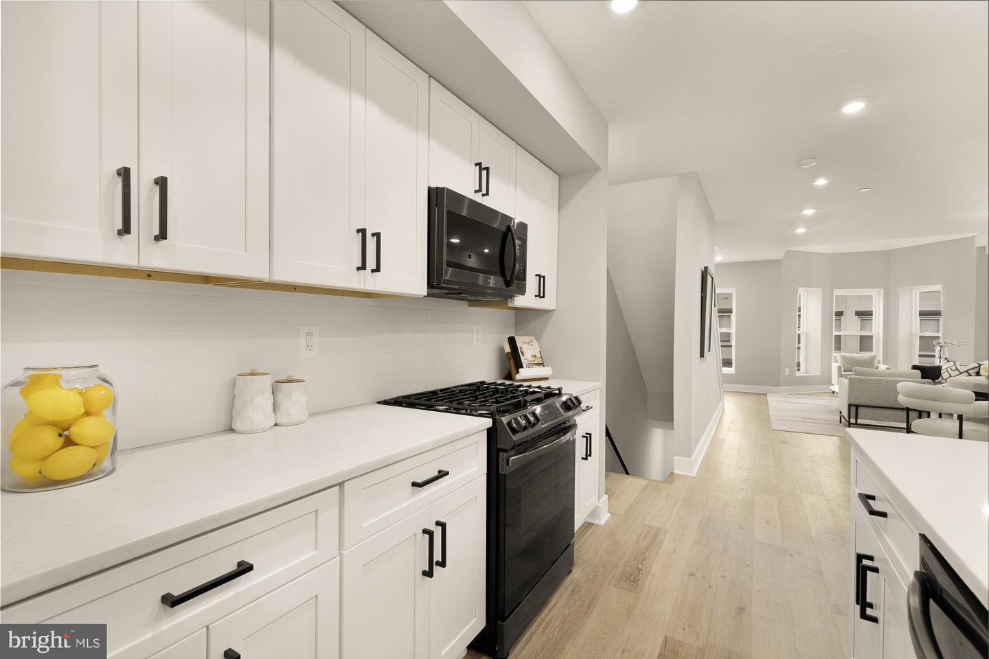 26 Todd Pl Ne #2 Property Photo 11