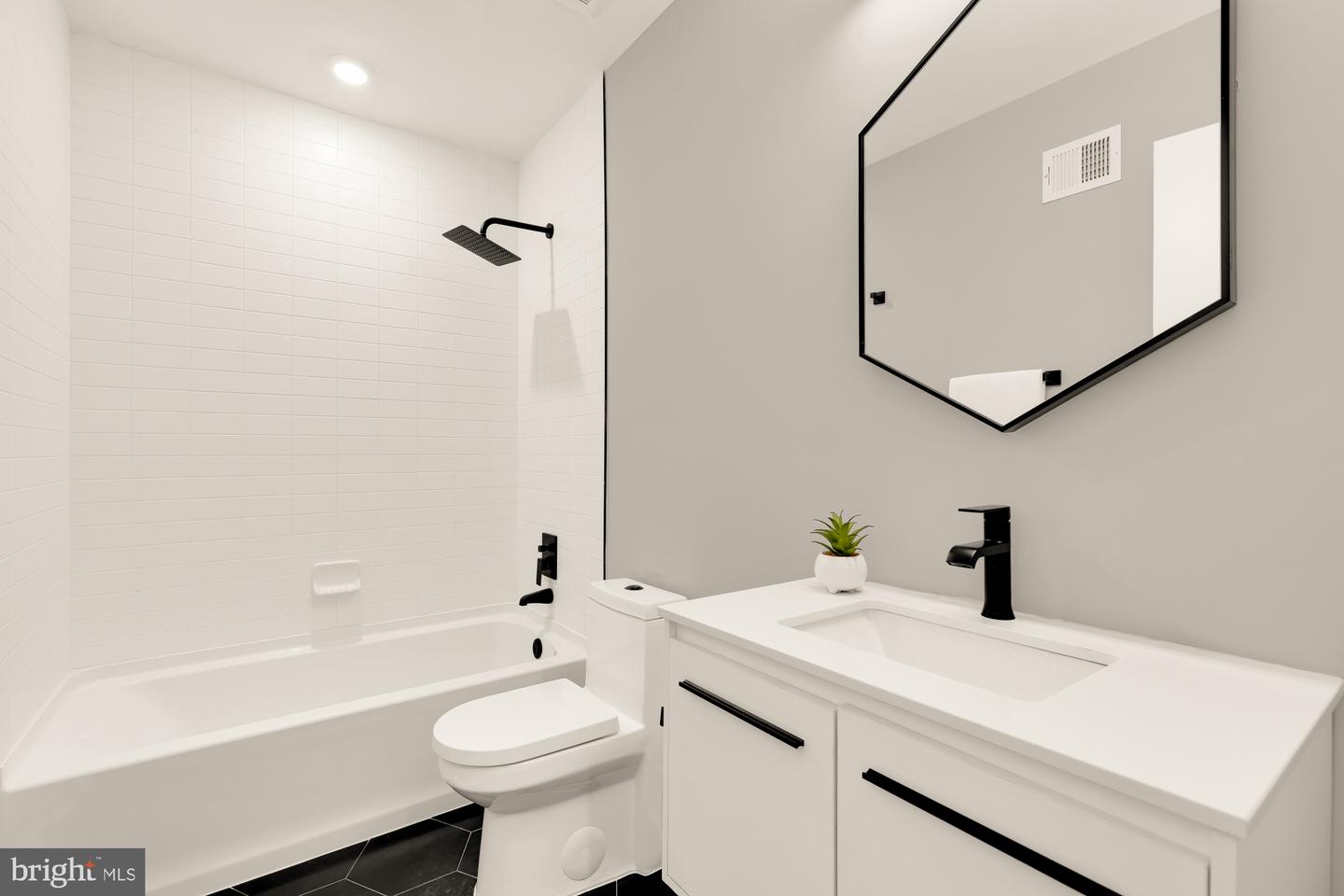 26 Todd Pl Ne #2 Property Photo 30