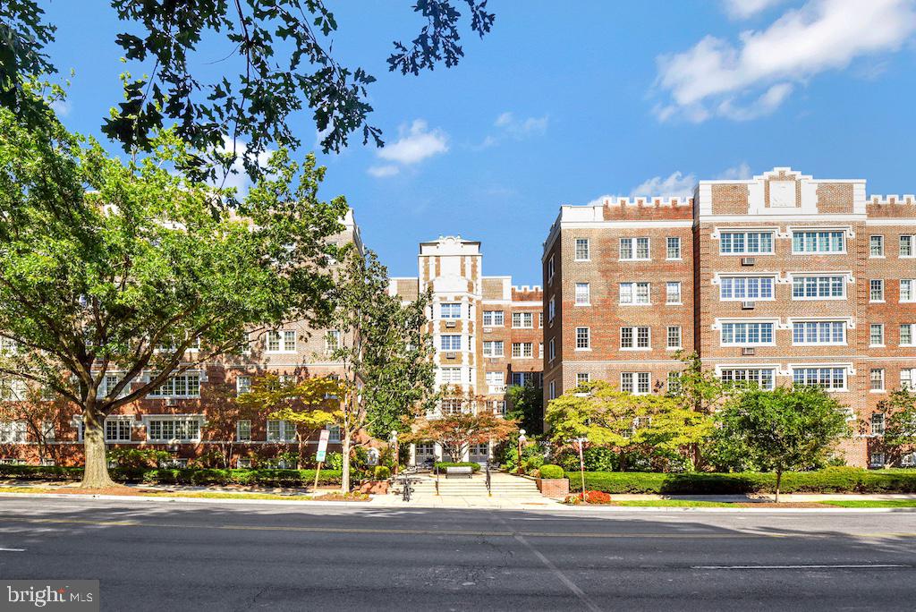 3901 Connecticut Ave Nw #406 Property Photo 4