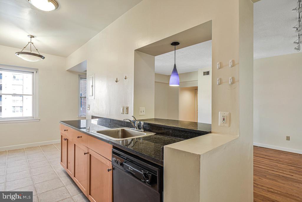 3901 Connecticut Ave Nw #406 Property Photo 11