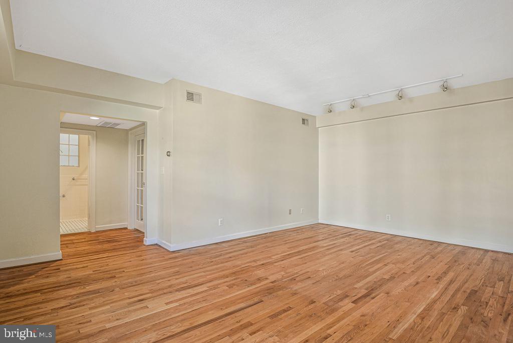 3901 Connecticut Ave Nw #406 Property Photo 15
