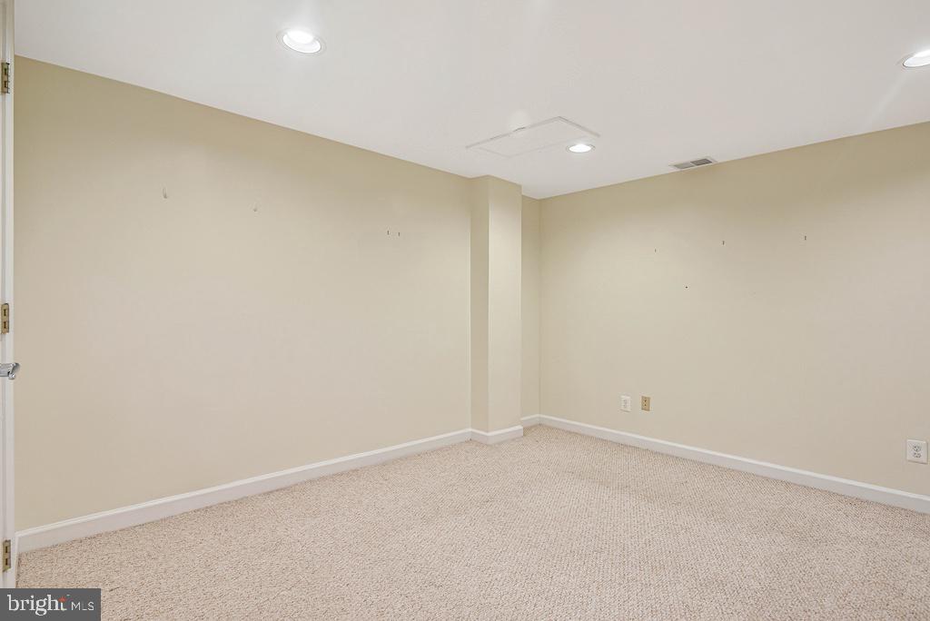 3901 Connecticut Ave Nw #406 Property Photo 22