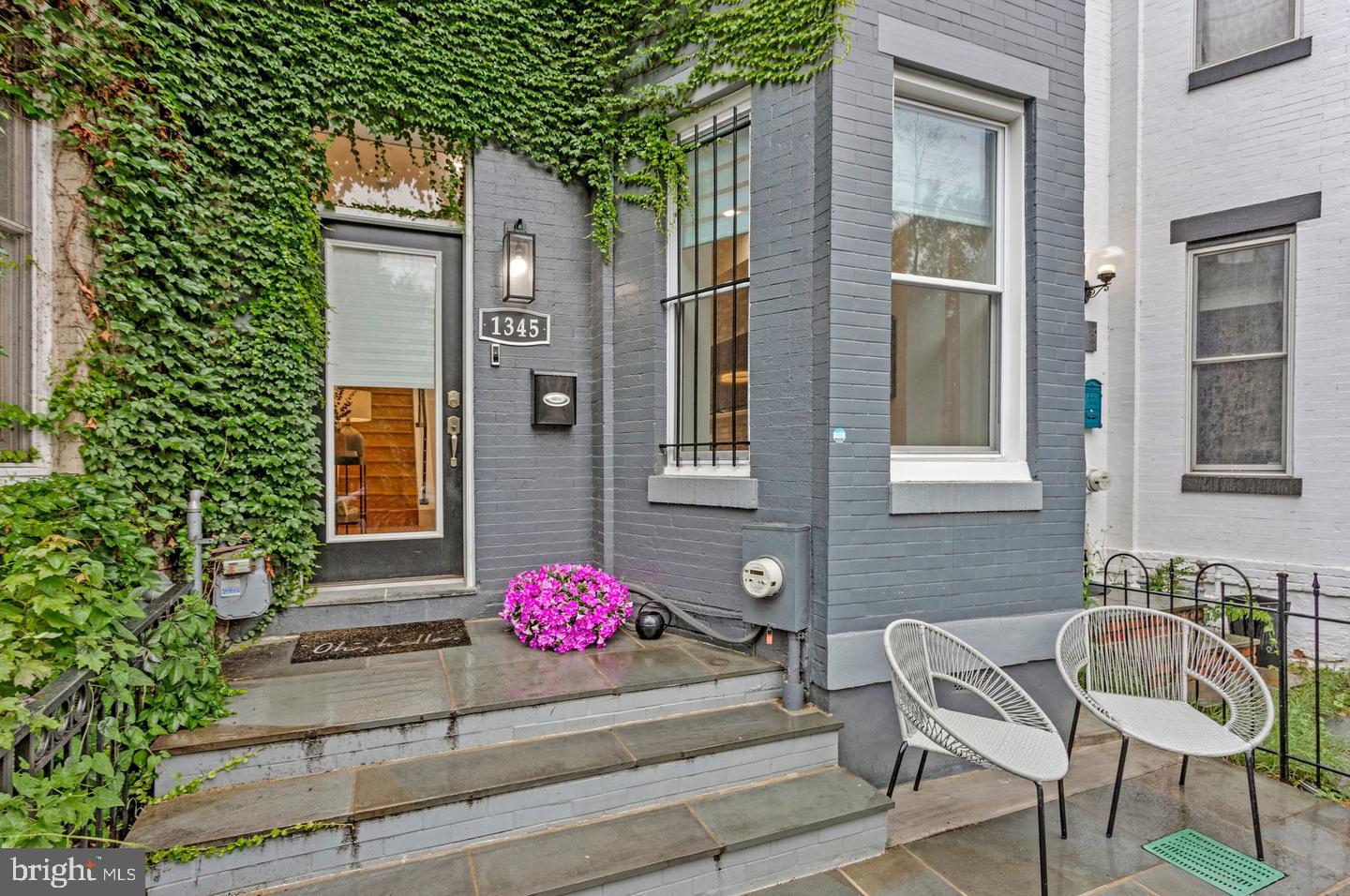 1345 V St Nw Property Photo 2