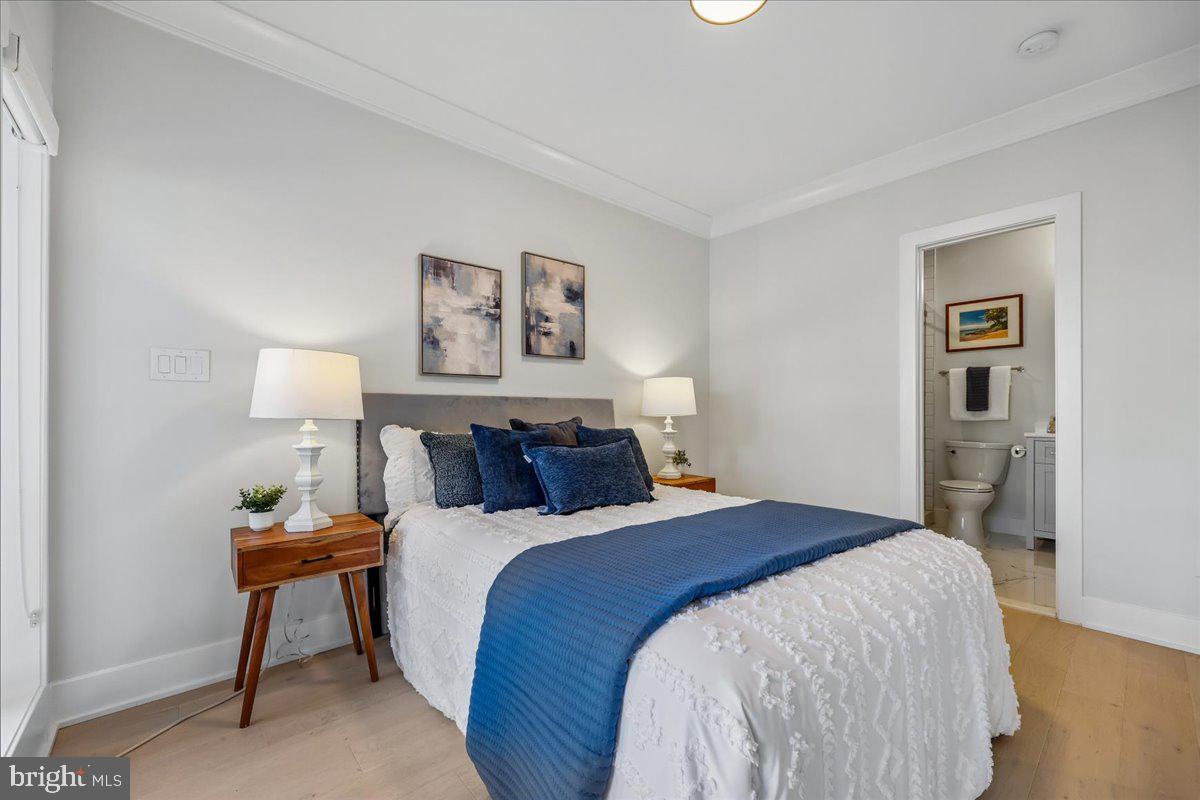 637 Irving St Nw #1 Property Photo 17