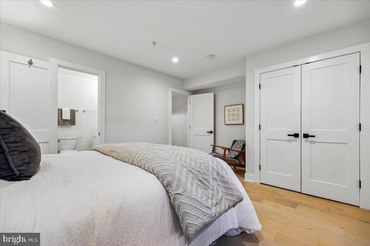 637 Irving St Nw #1 Property Photo 32
