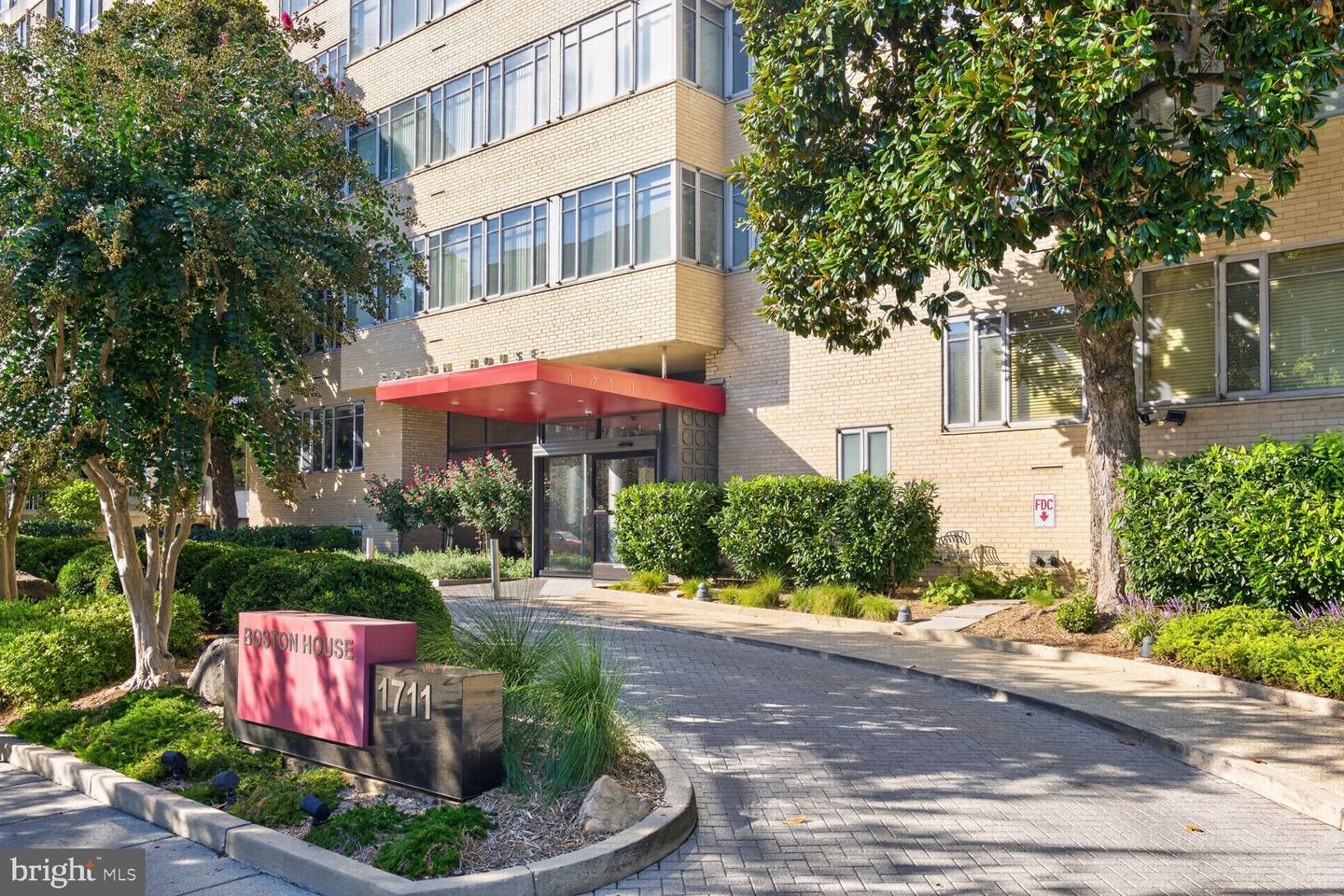 1711 MASSACHUSETTS AVE NW #510 Property Photo 1