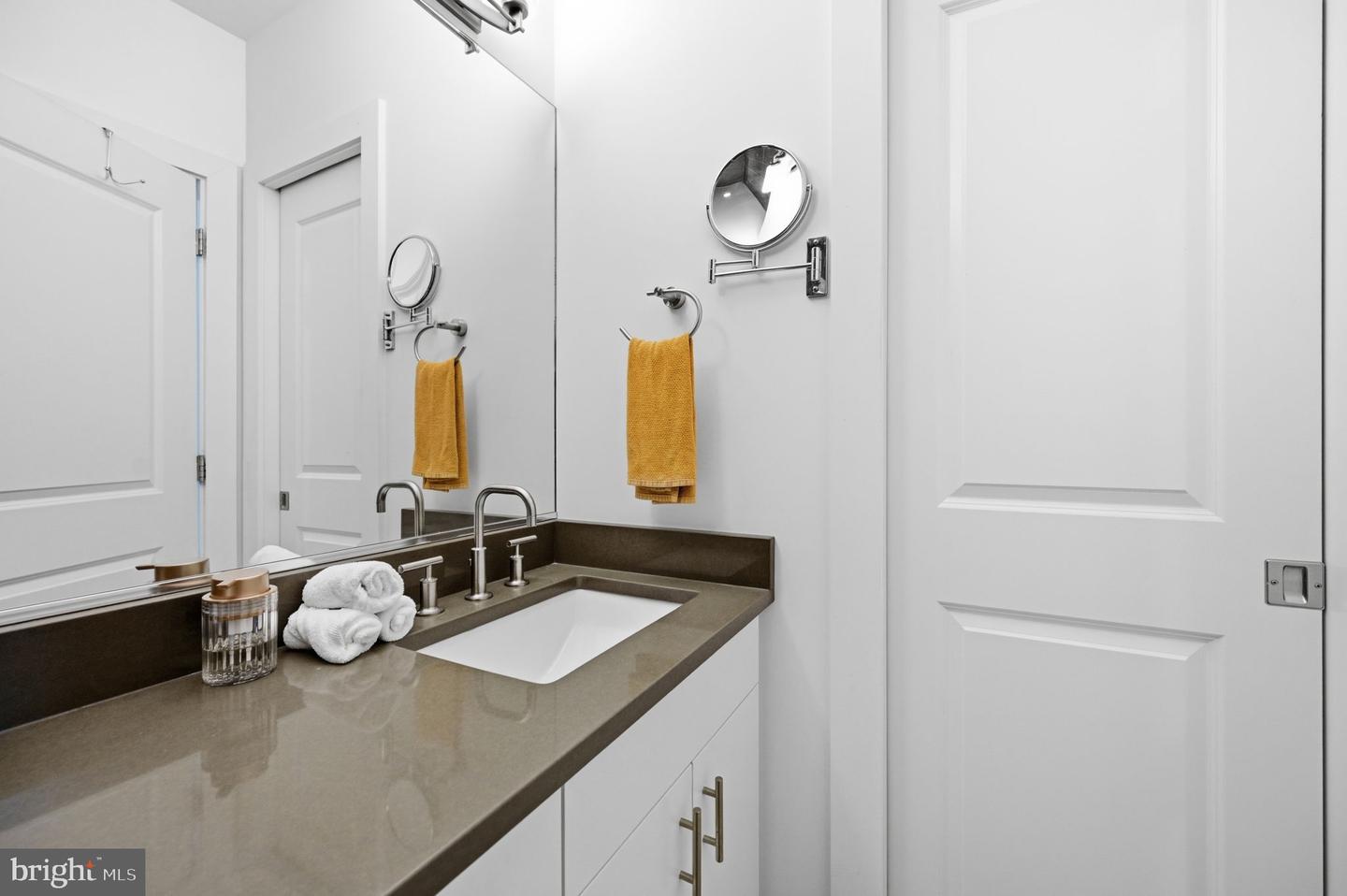 1478 Harvard St Nw #1 Property Photo 17