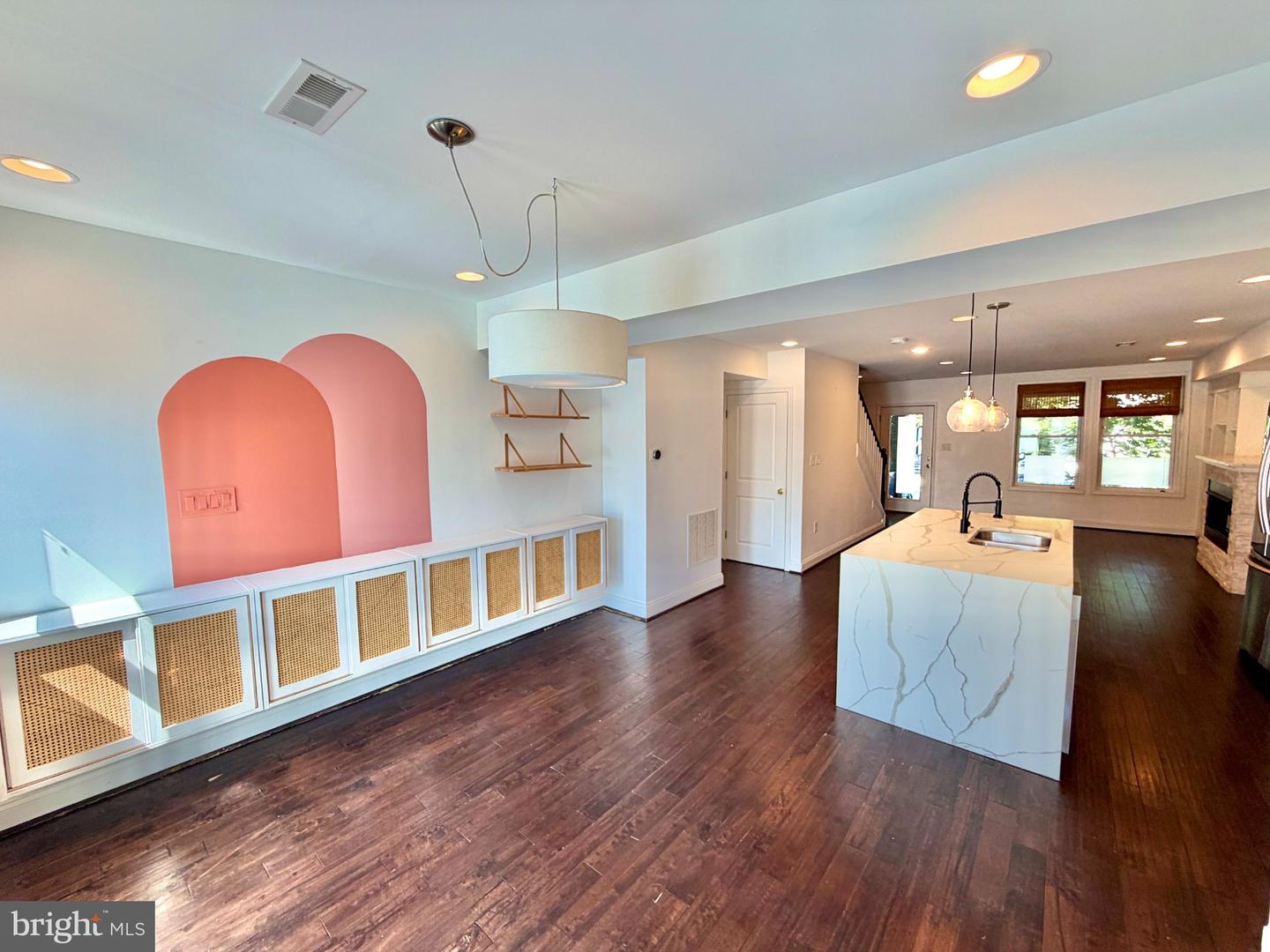 918 Hamilton St Nw Property Photo 11