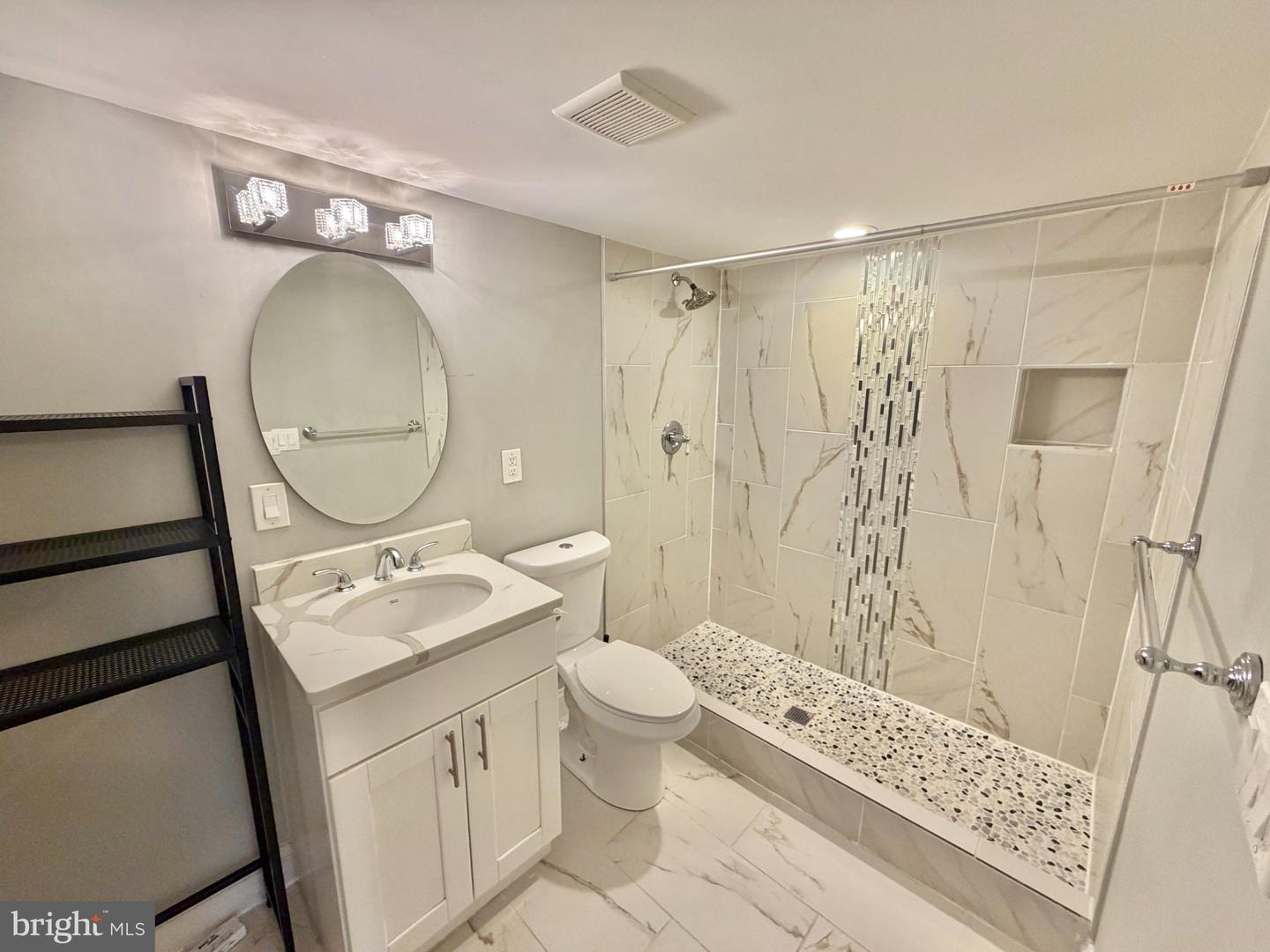 918 Hamilton St Nw Property Photo 50
