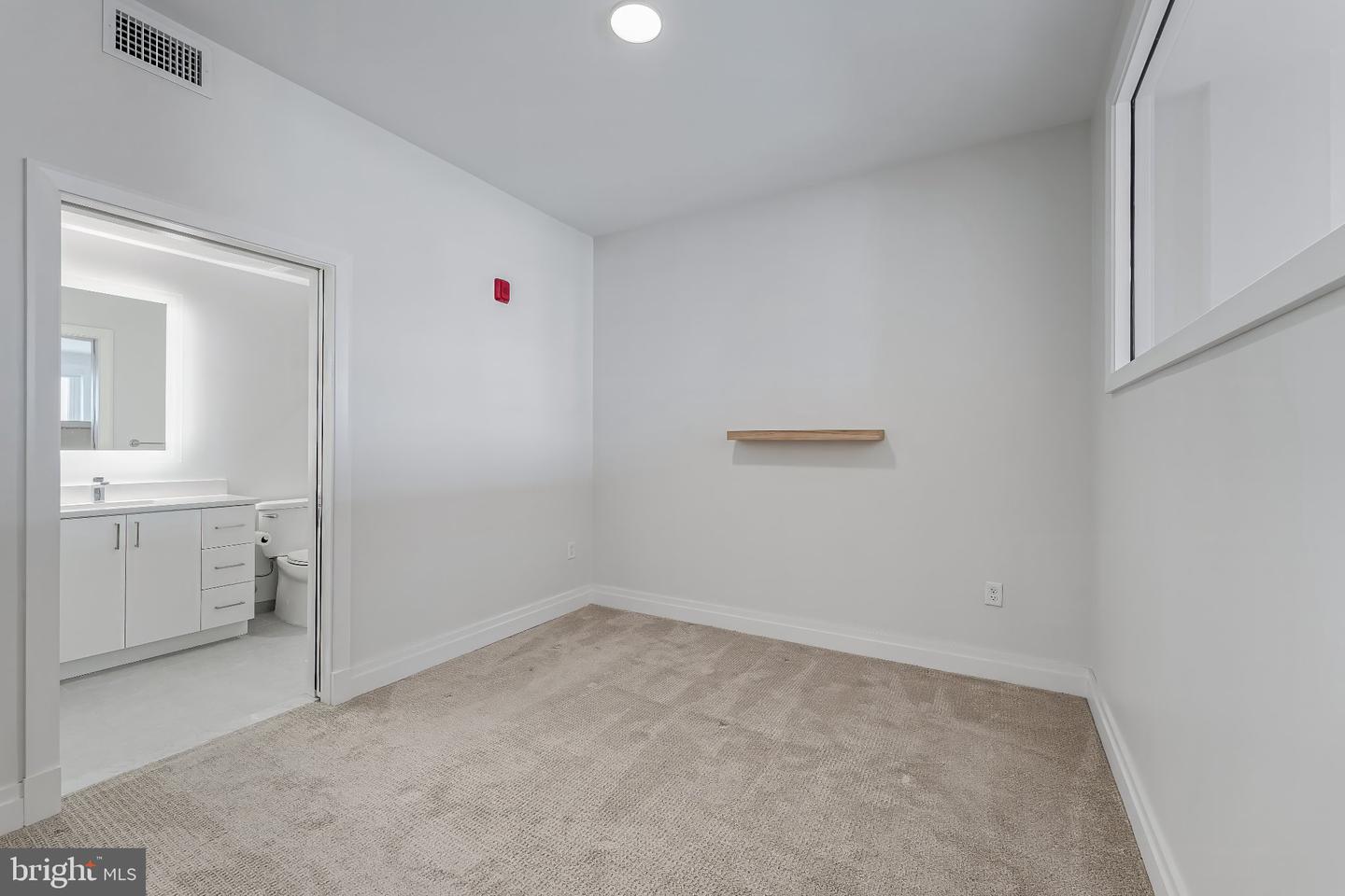 923 V St Nw #501 Property Photo 7