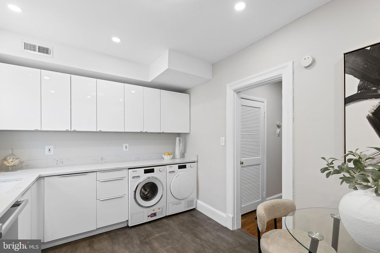 1816 Rosedale St Ne Property Photo 15