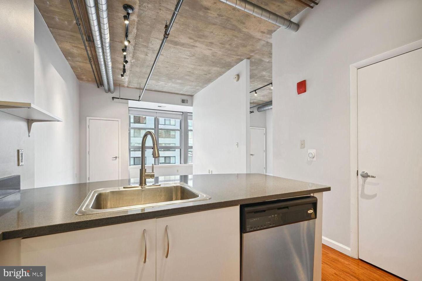 1300 N St Nw #410 Property Photo 5