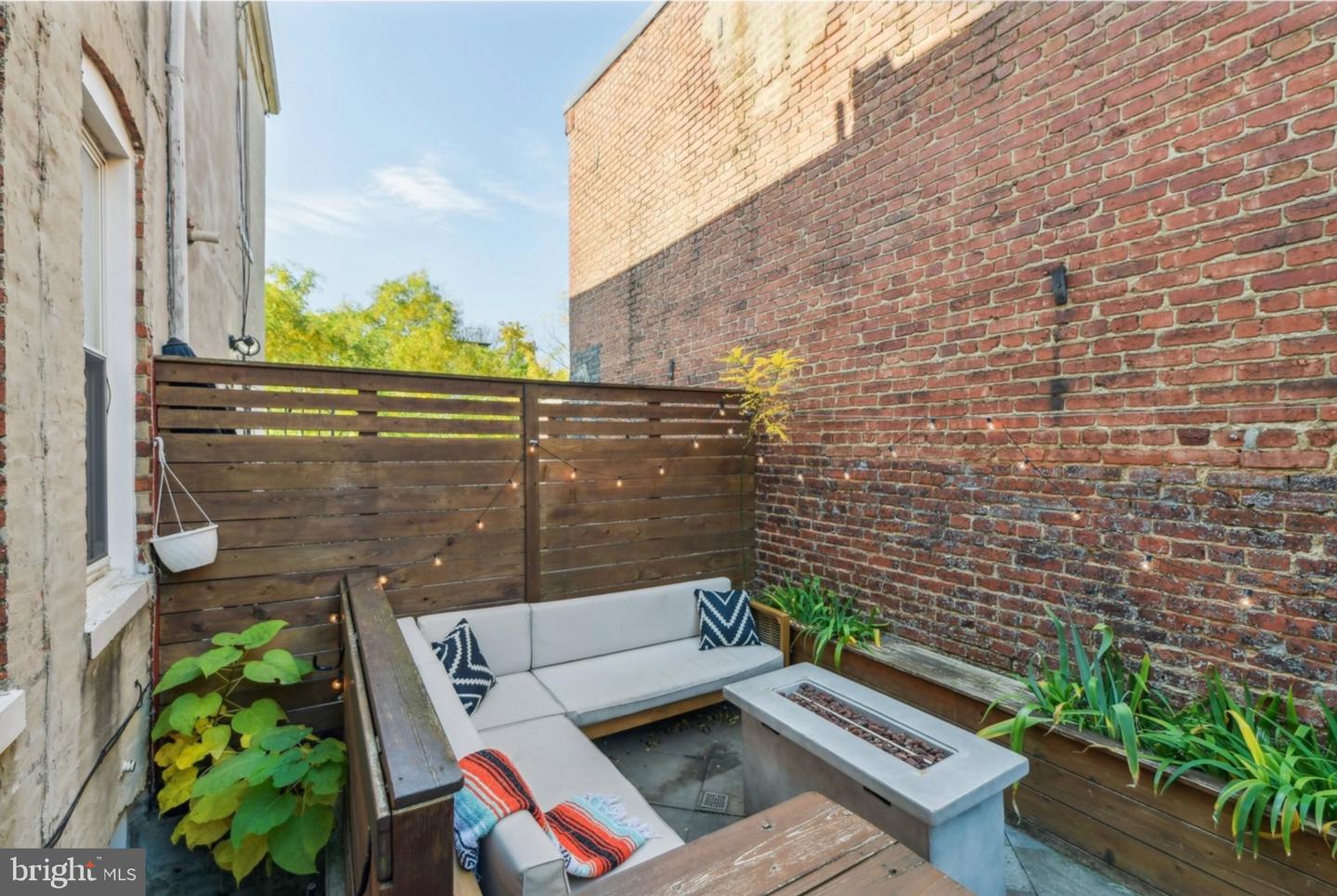 785 Fairmont St Nw Property Photo 14
