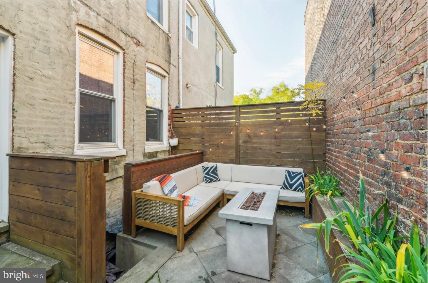 785 Fairmont St Nw Property Photo 15