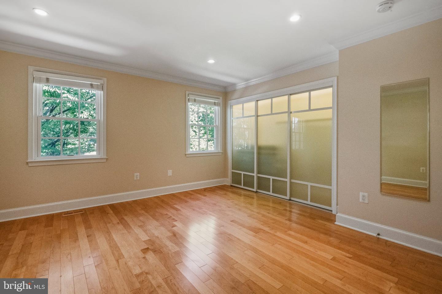 3217 Sutton Pl Nw #b Property Photo 32