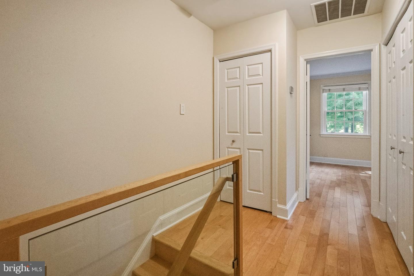 3217 Sutton Pl Nw #b Property Photo 33