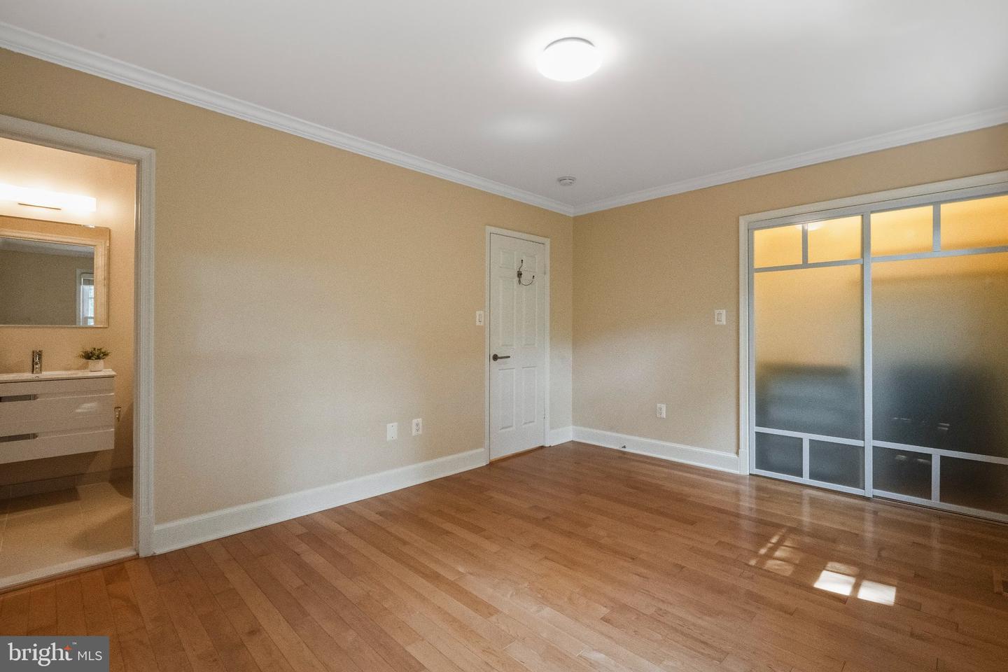 3217 Sutton Pl Nw #b Property Photo 37