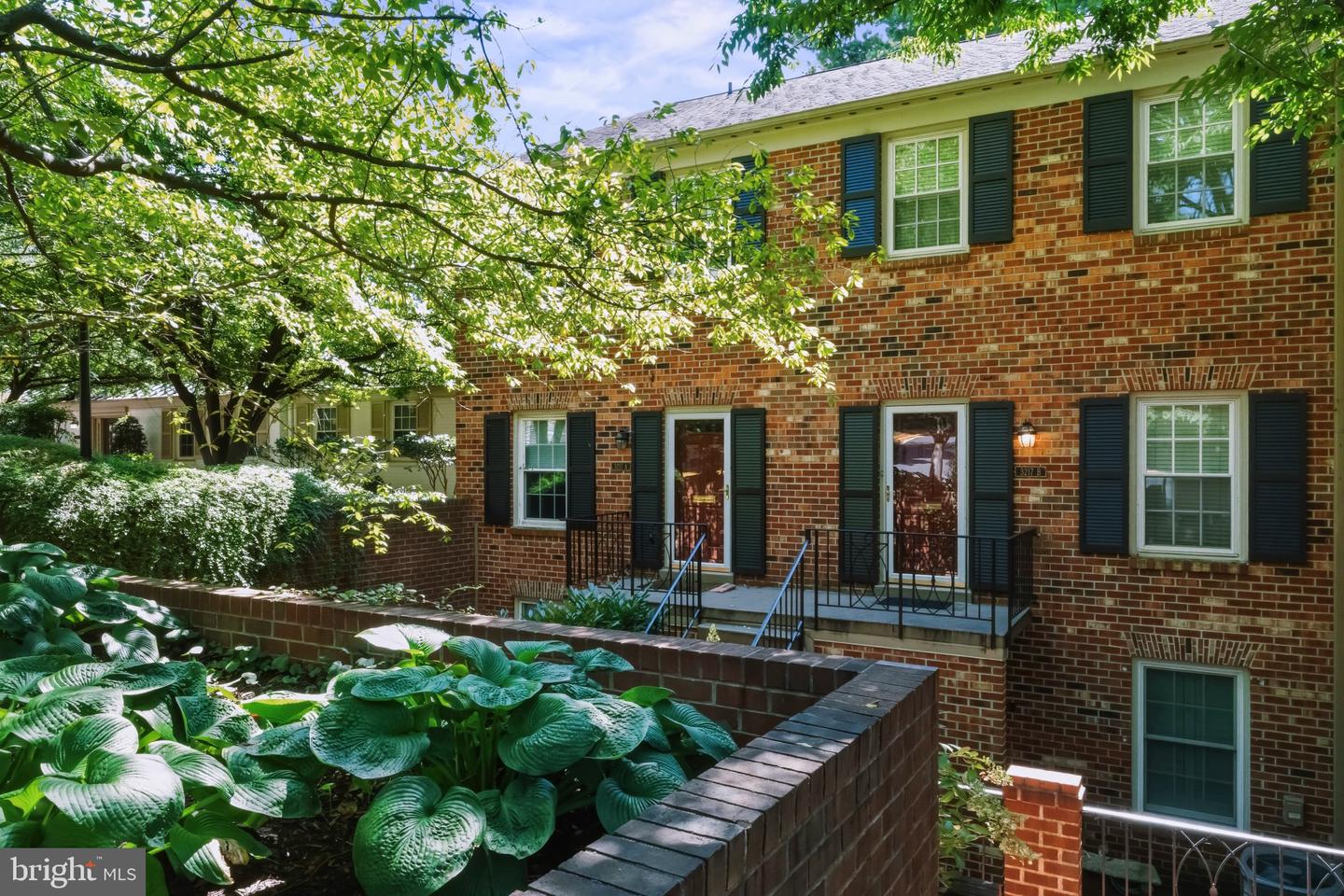 3217 Sutton Pl Nw #b Property Photo 45