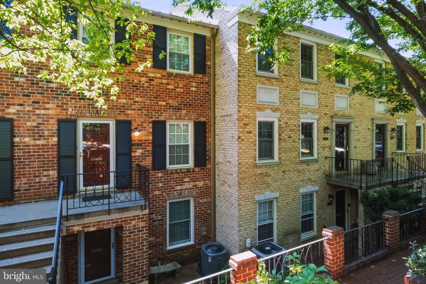 3217 Sutton Pl Nw #b Property Photo 46