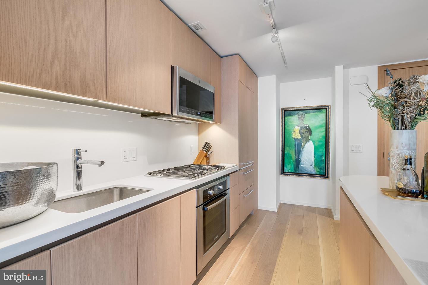 925 H St Nw #507 Property Photo 7