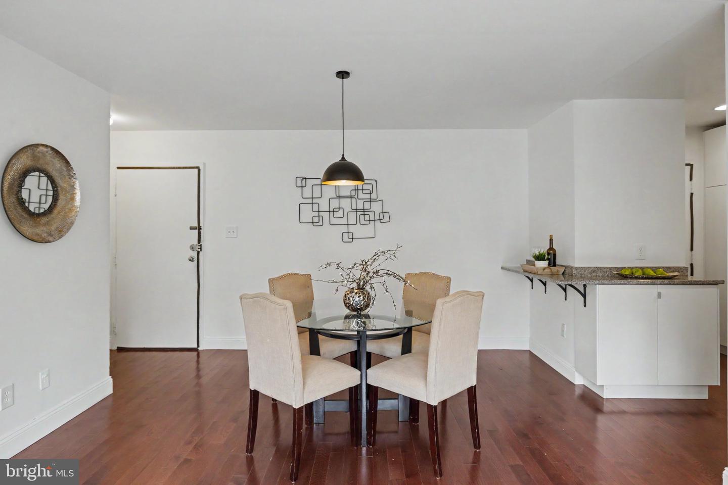 2710 Macomb St Nw #310 Property Photo 12