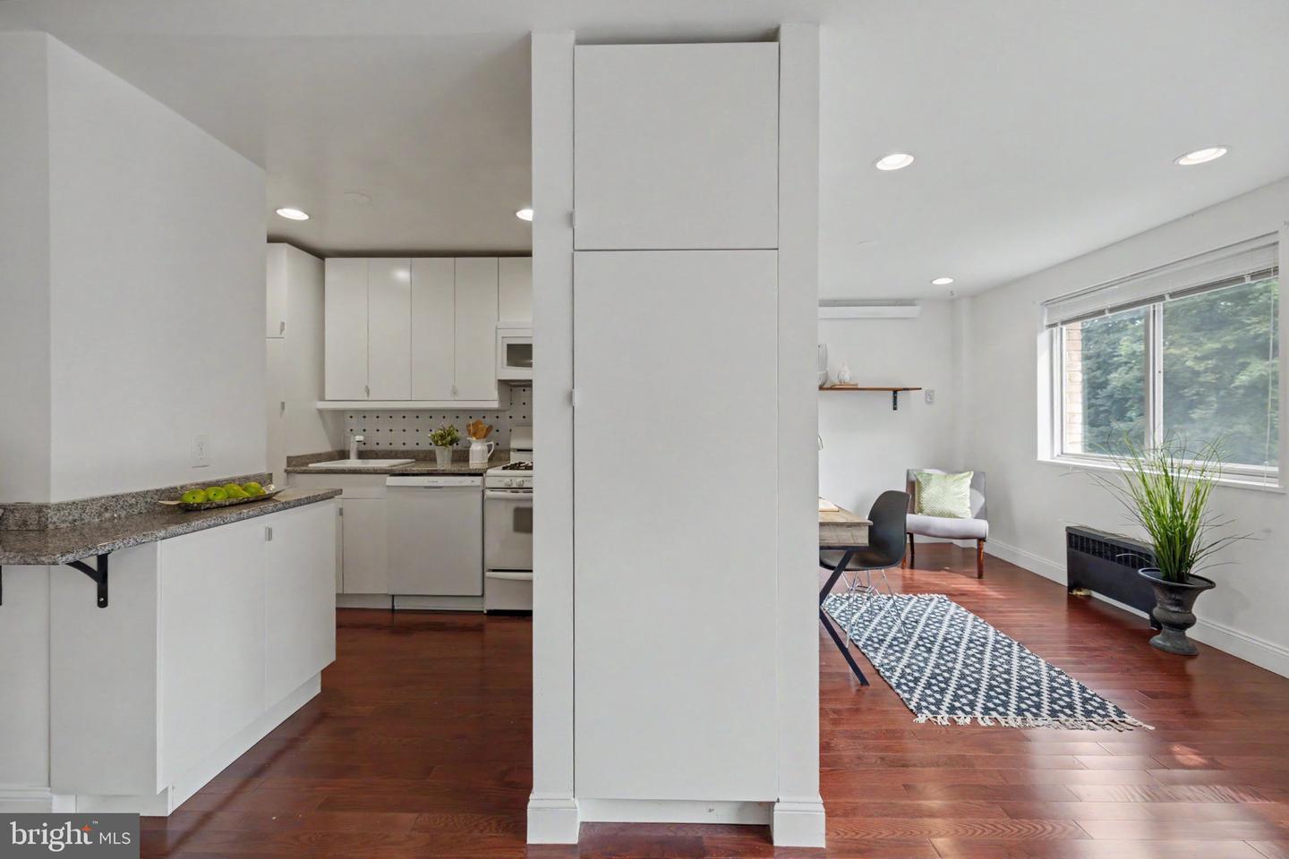 2710 Macomb St Nw #310 Property Photo 20
