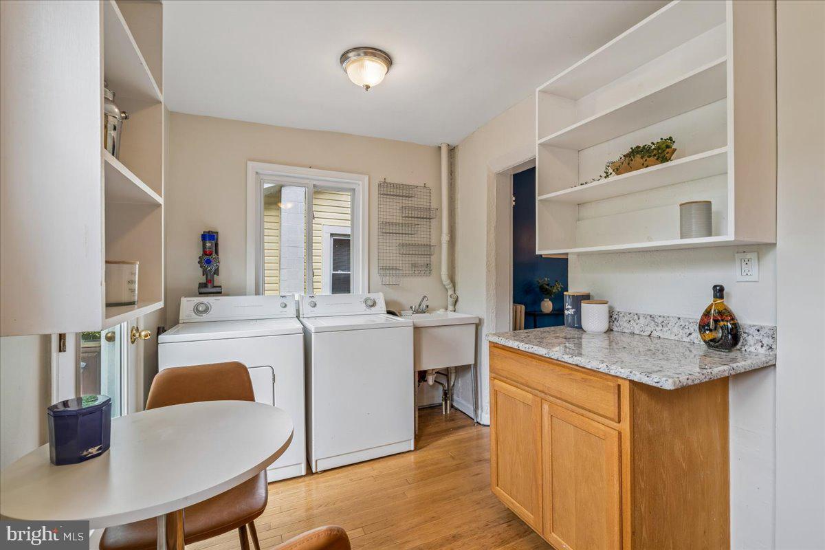 1424 Kearny St Ne Property Photo 20