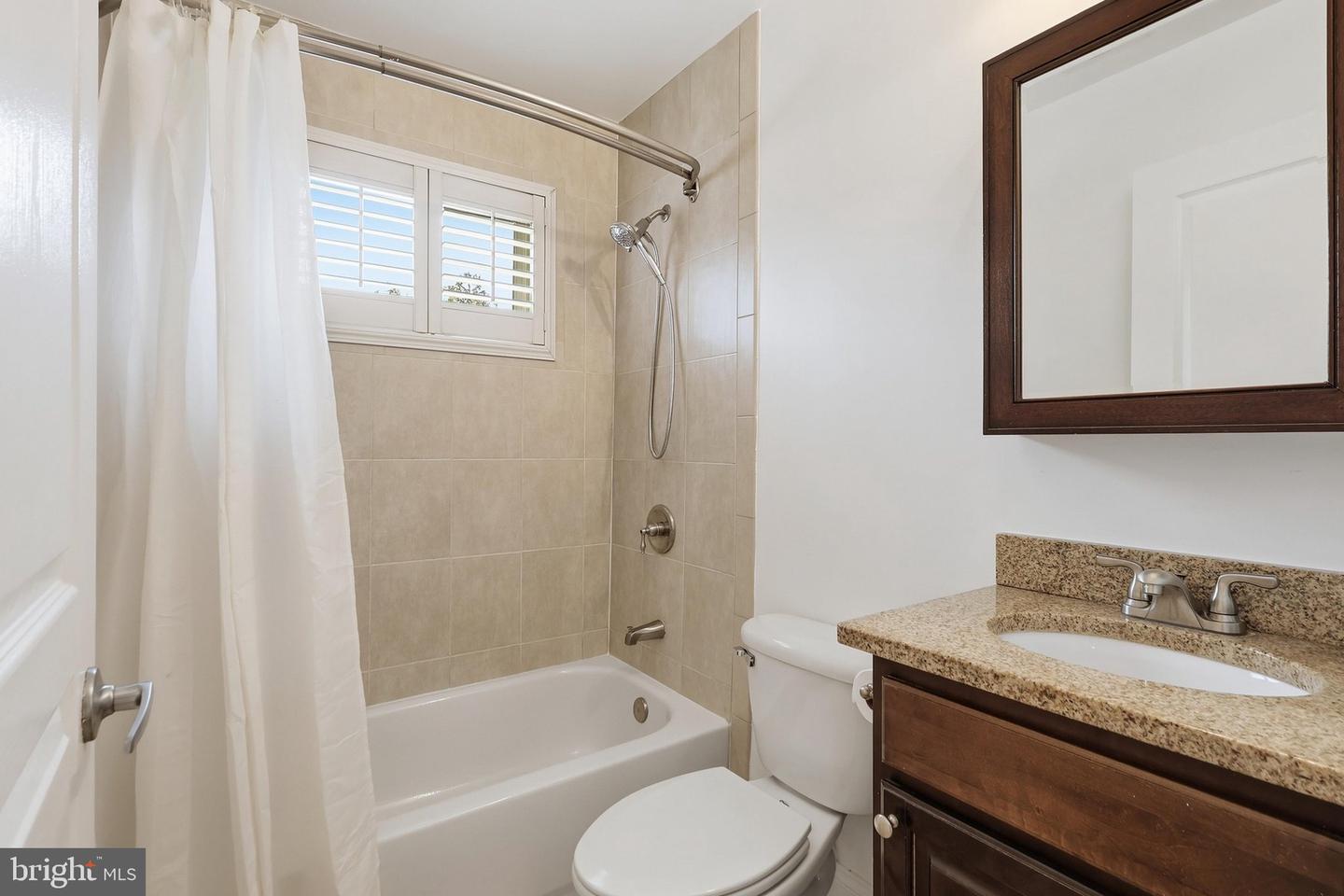 804 Taylor St Nw #304 Property Photo 21