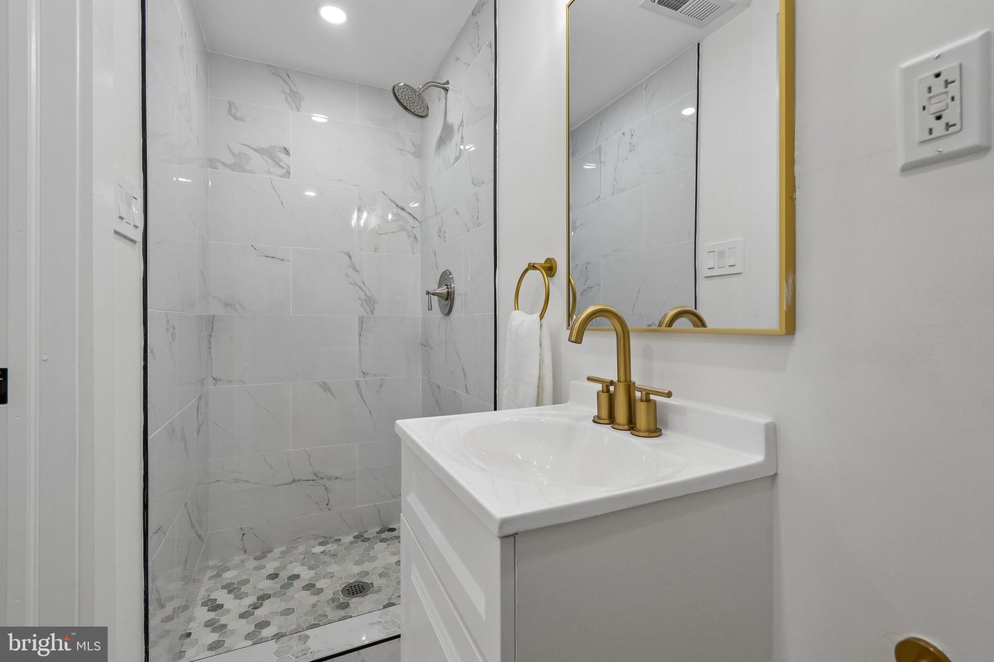 219 Jefferson St Nw Property Photo 20