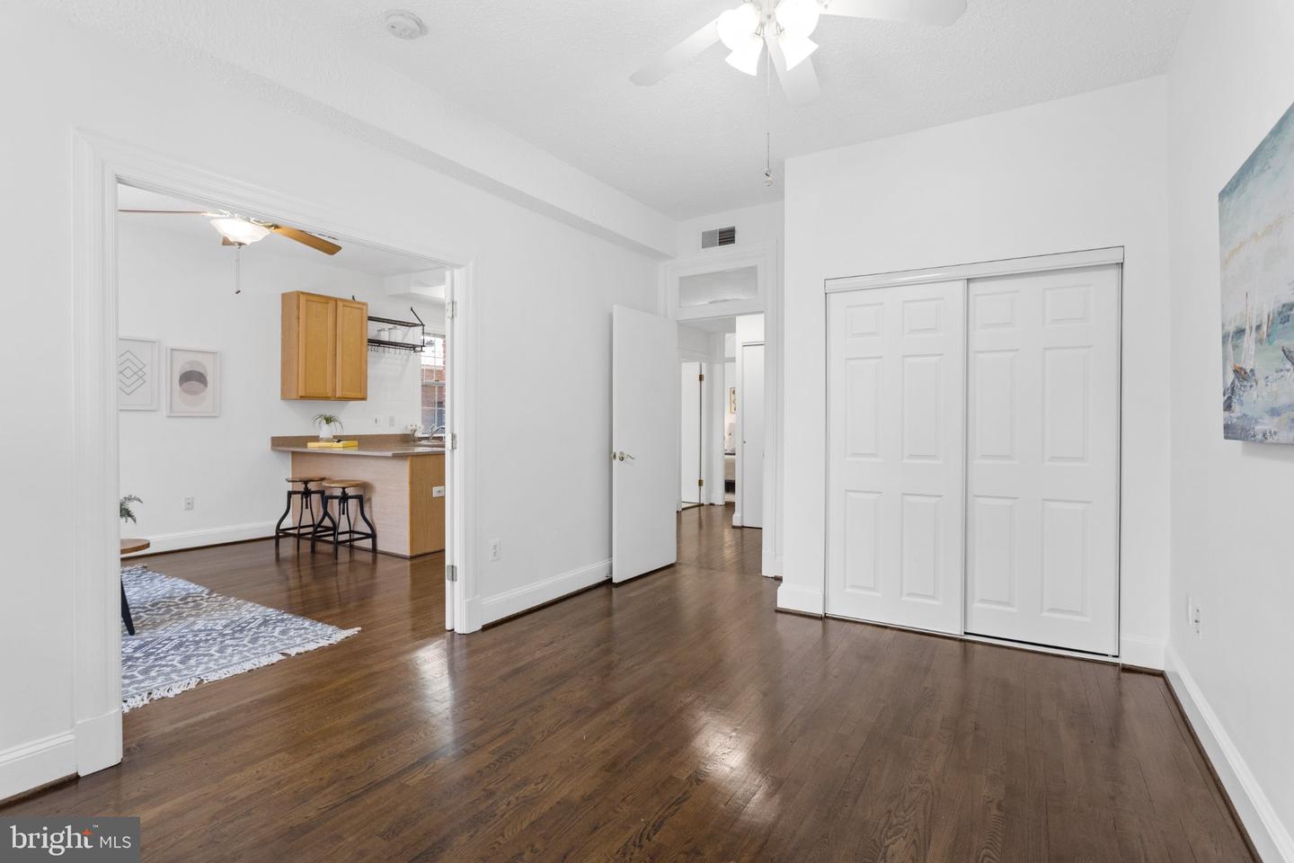 1401 Columbia Rd Nw #310 Property Photo 12