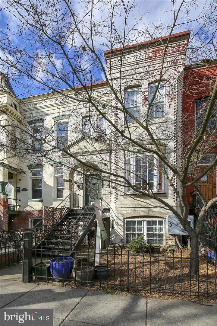 415 Q ST NW #B Property Photo 1