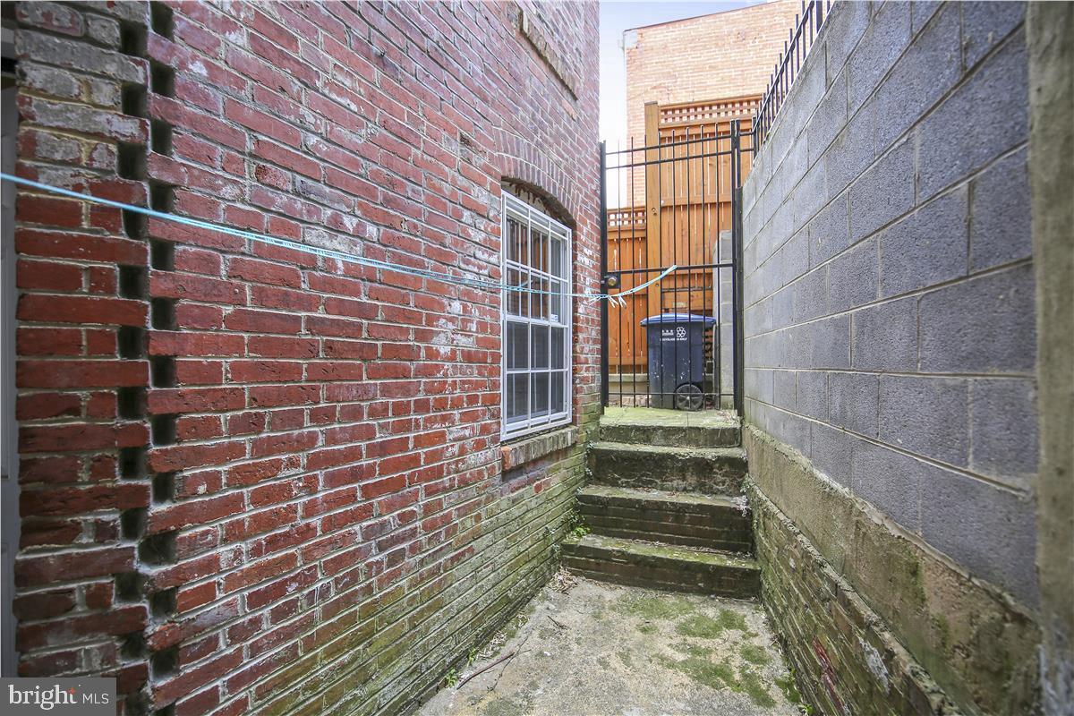 415 Q St Nw #b Property Photo 4