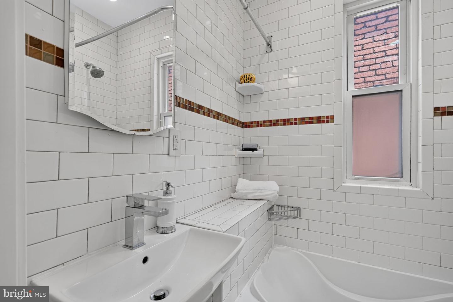 603 Acker Pl Ne Property Photo 21