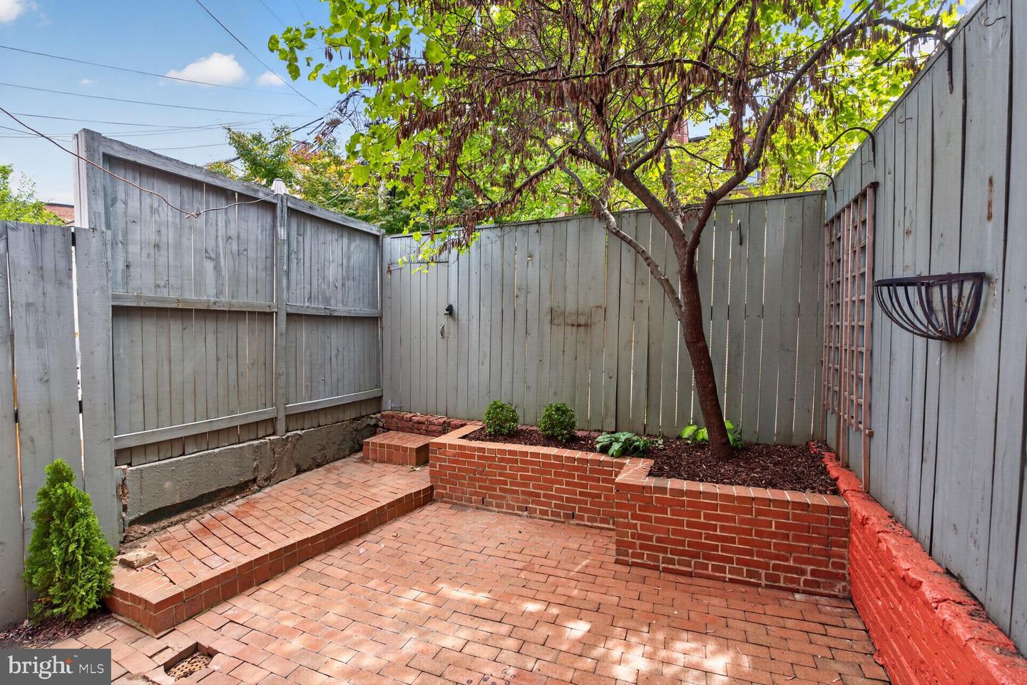 603 Acker Pl Ne Property Photo 26