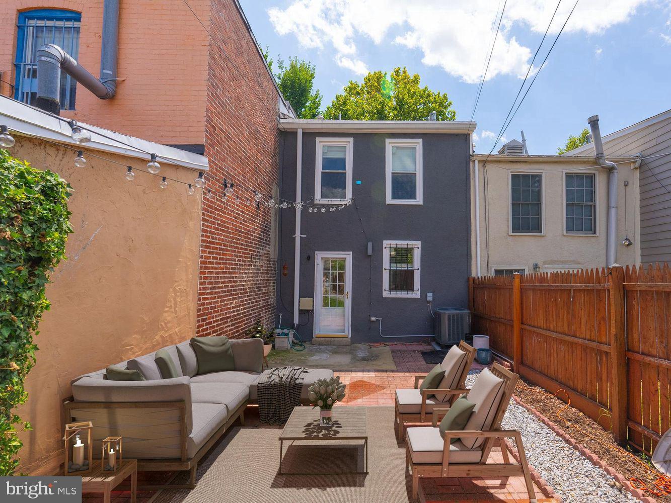 477 Ridge St Nw Property Photo 15