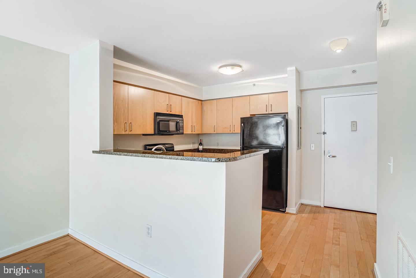 1000 New Jersey Ave Se #515 Property Photo 8