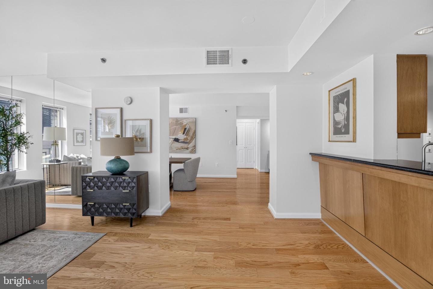 601 Pennsylvania Ave Nw #711 Property Photo 12
