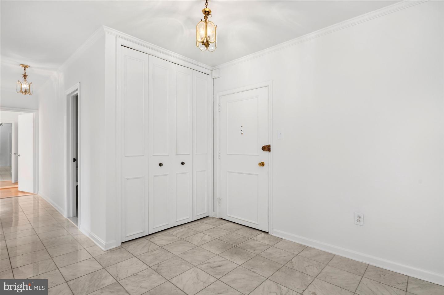 4101 Cathedral Ave Nw #903 Property Photo 3