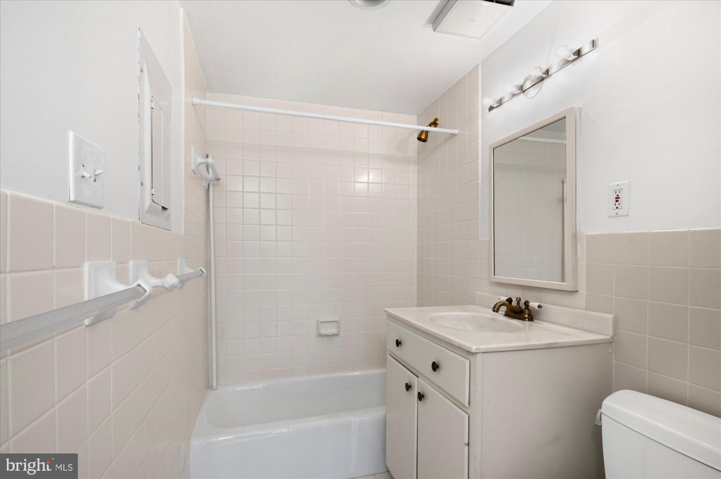 4101 Cathedral Ave Nw #903 Property Photo 18