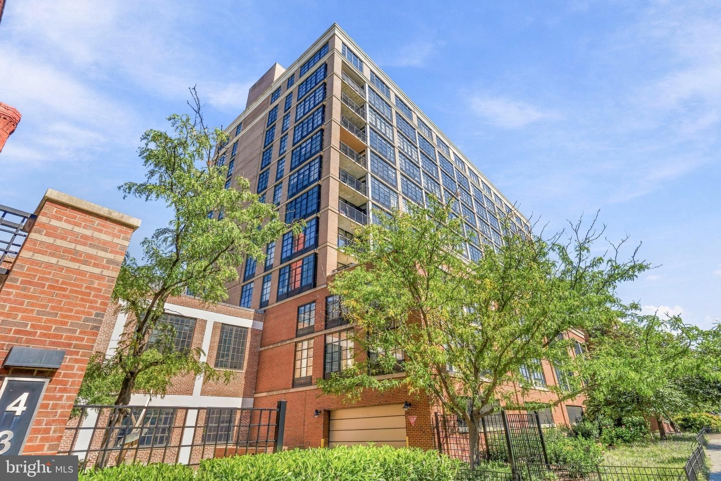 437 NEW YORK AVE NW #302 Property Photo 1