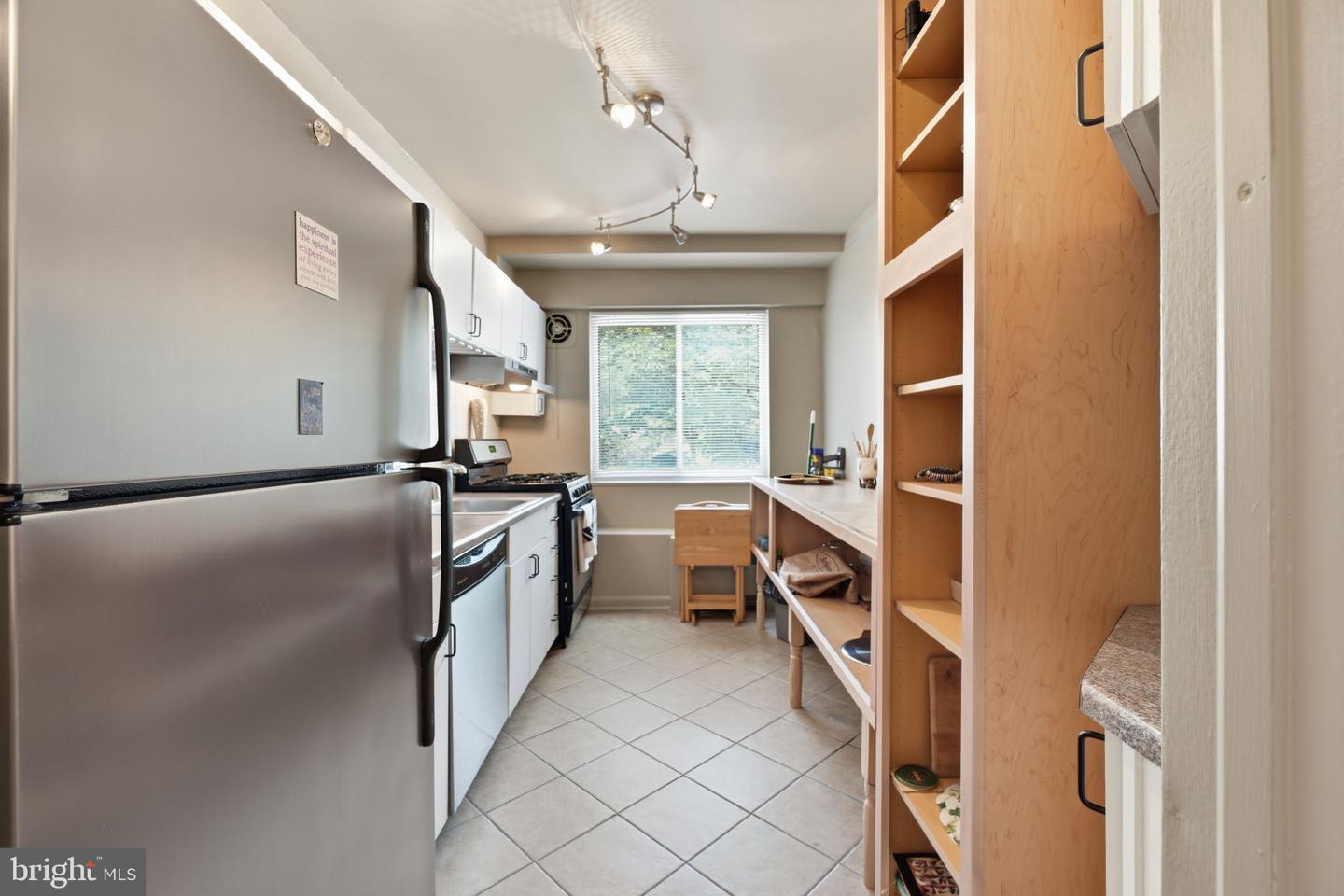 6445 Luzon Ave Nw #208 Property Photo 3