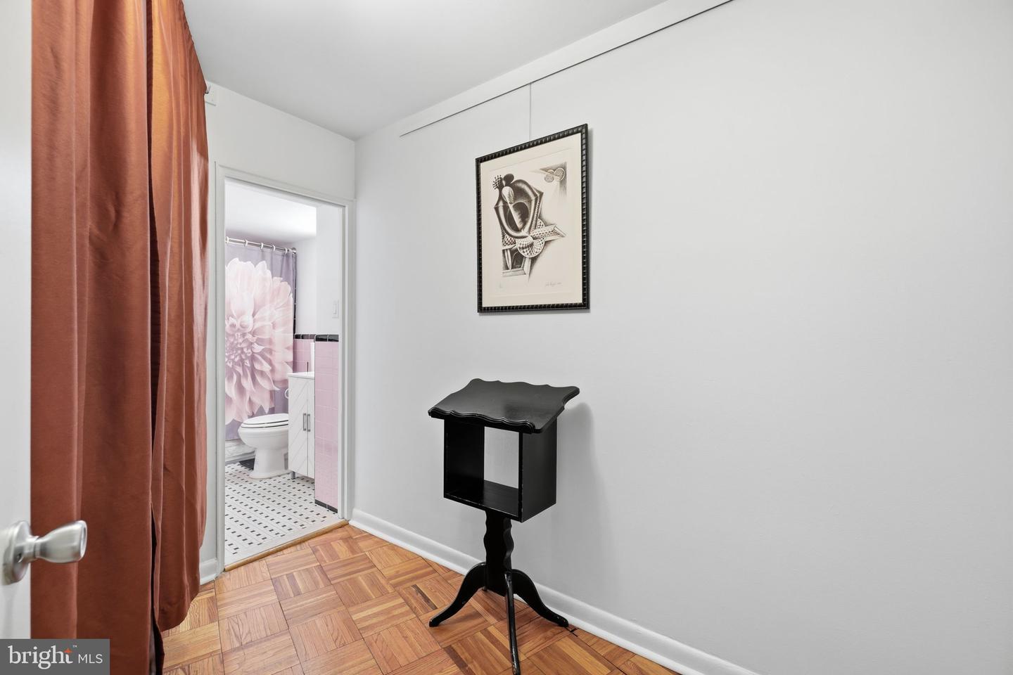 6445 Luzon Ave Nw #208 Property Photo 6