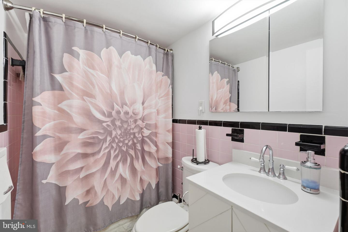 6445 Luzon Ave Nw #208 Property Photo 12