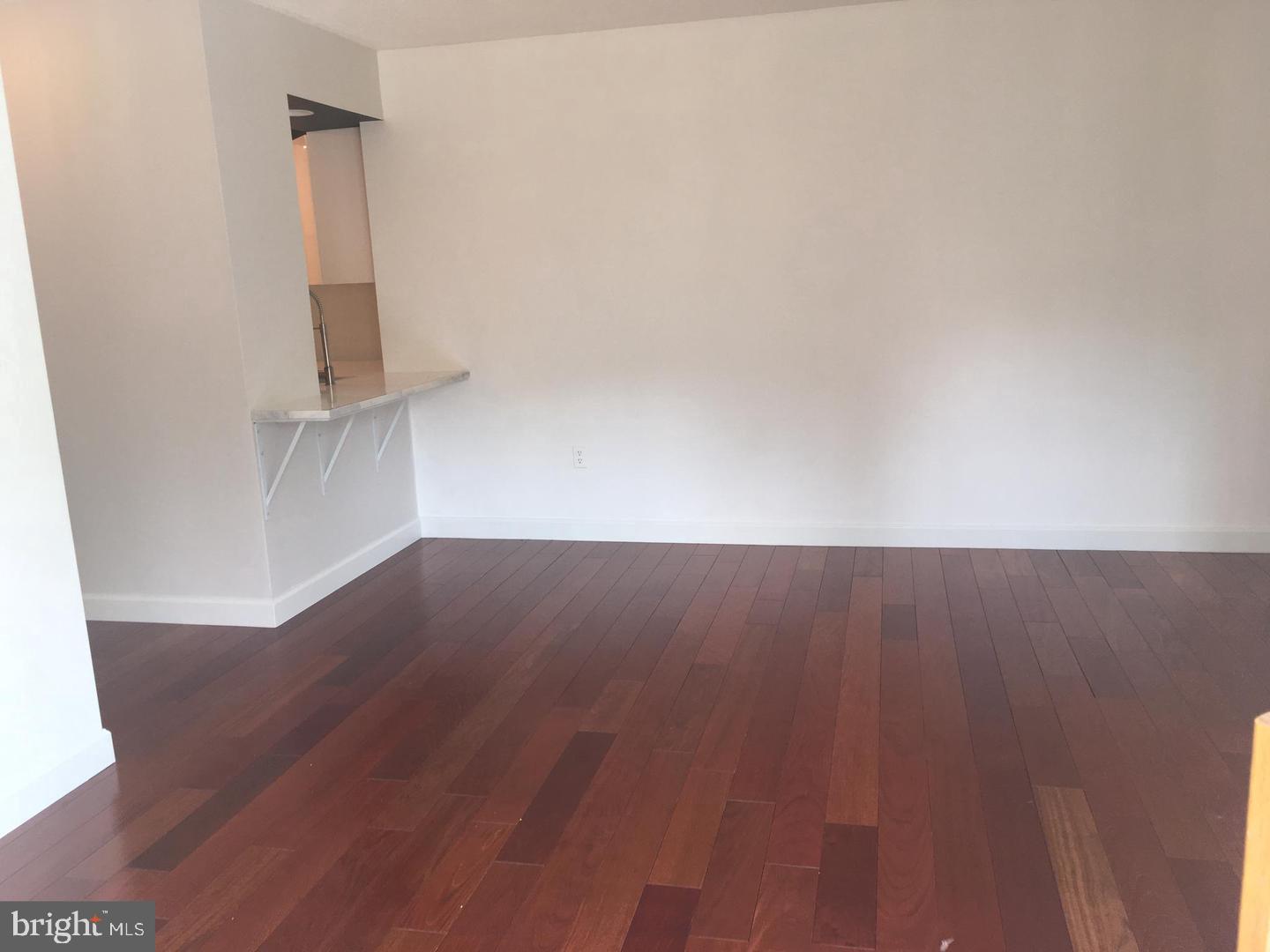 2111 Wisconsin Ave Nw #101 Property Photo 6