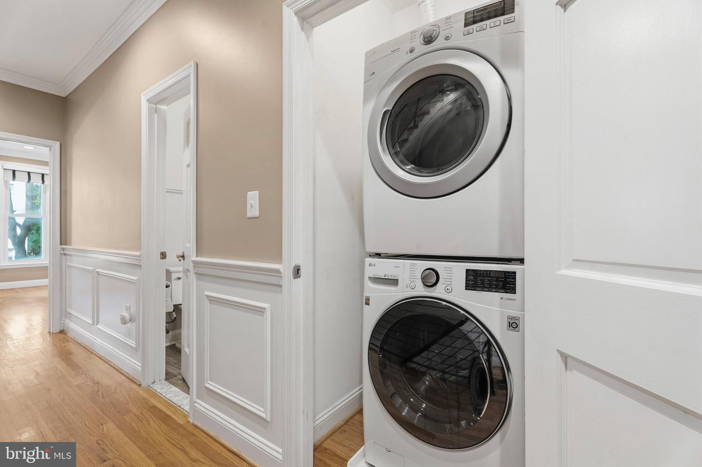 827 4th St Ne Property Photo 18