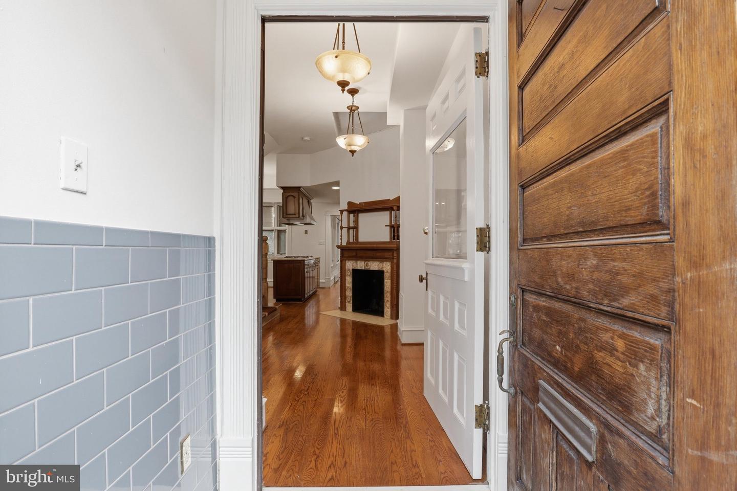 1110 P St Nw #a Property Photo 3