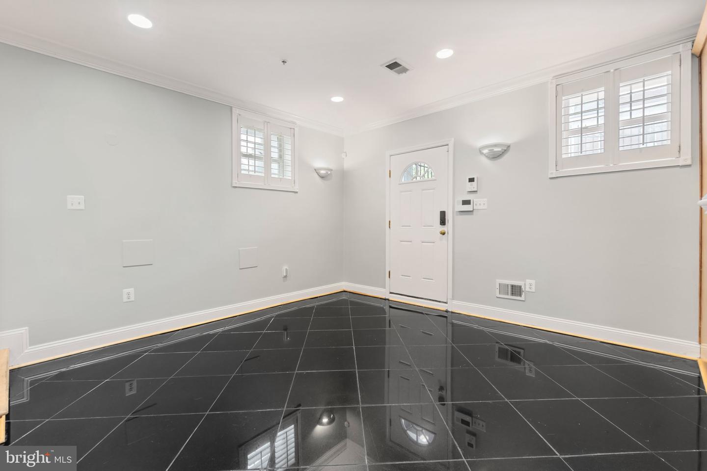 3537 New Hampshire Ave Nw #basement Property Photo 3